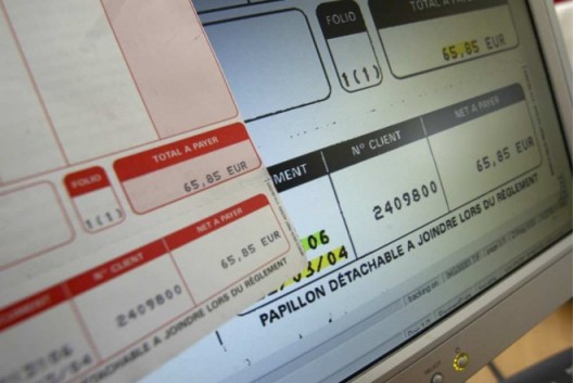 France mandates B2G e-invoicing as from 2017, saving €710 a year